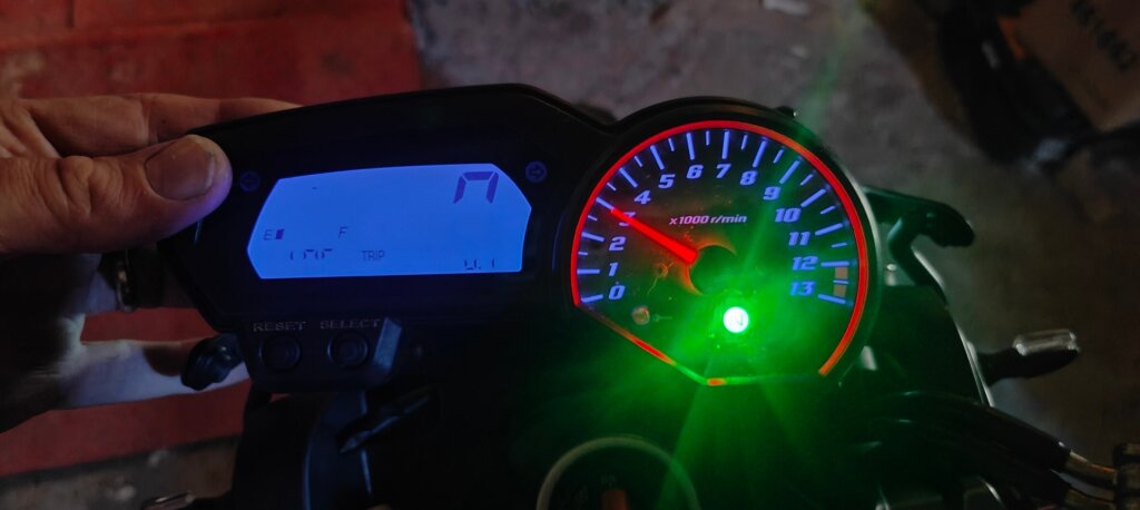 FZ1 BLUE LUGY127